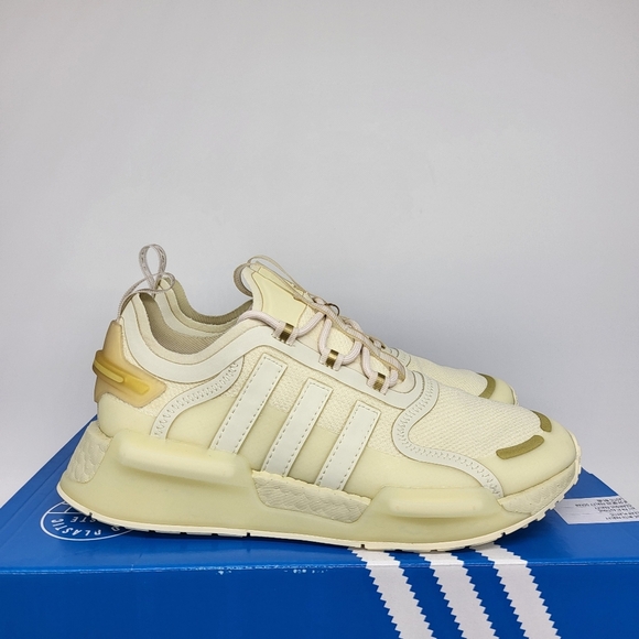 New adidas NMD_V3 Women's Running Shoes Size 8.5 - Picture 4 of 7